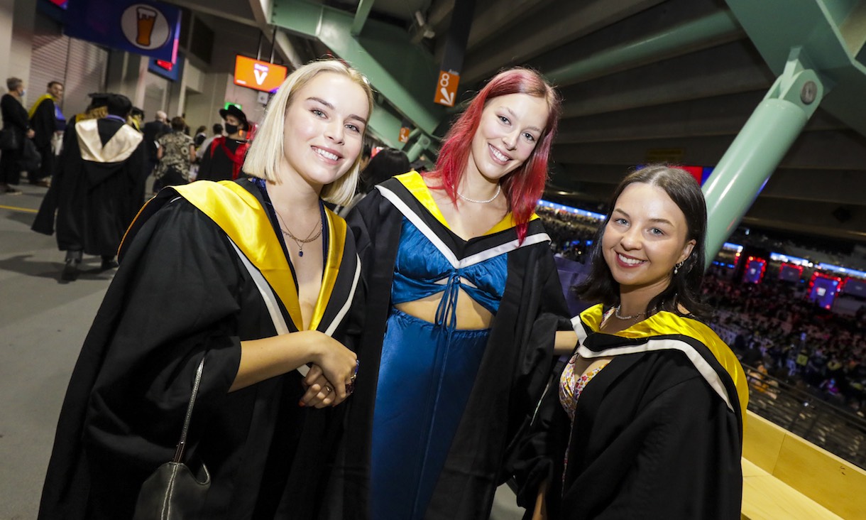 Graduation options and ceremonies RMIT University
